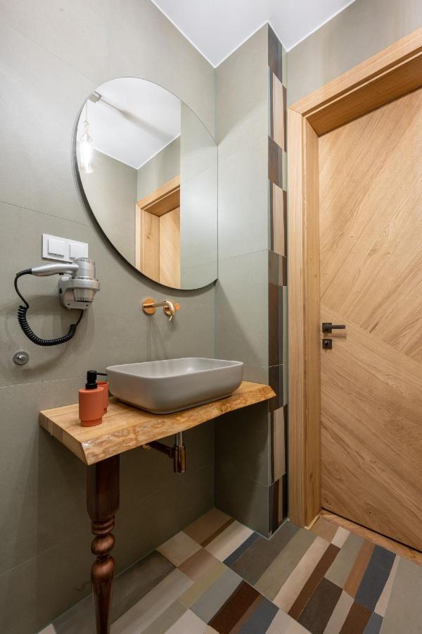 Apartamenty Krupowki Brama 27 Zakopane Exterior foto